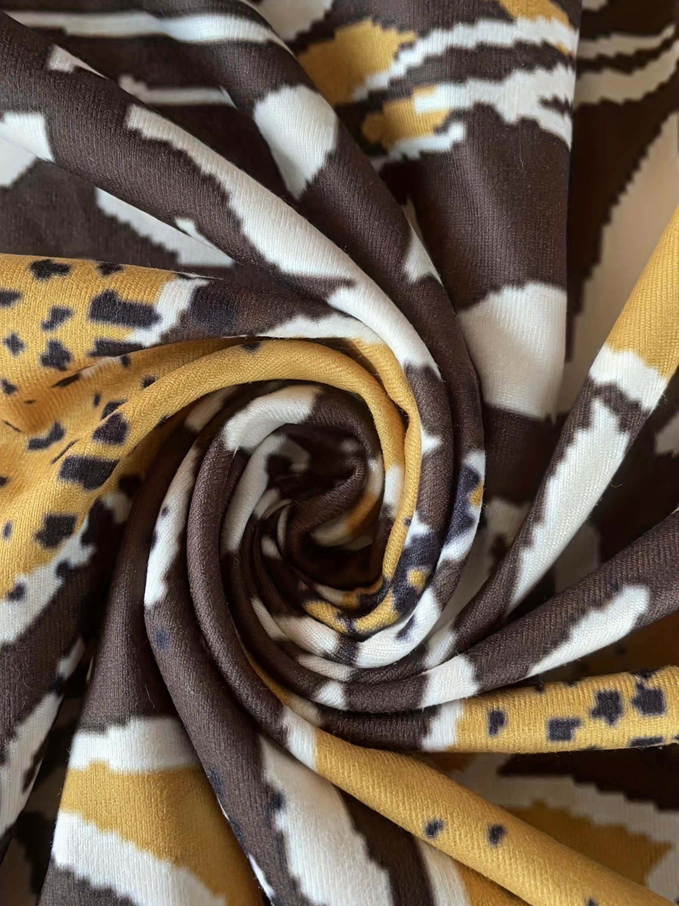 Elegant Plus Size Tie Dye Print Maxi Dress - Short Sleeve with Pocket - Medium Stretch Long Dress for Women