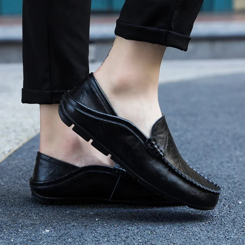 Men Shoes Casual Genuine Leather Mens Loafers Moccasins Designer Slip on Boat Shoes High Quality Chaussure Homme Plus Size 37-47
