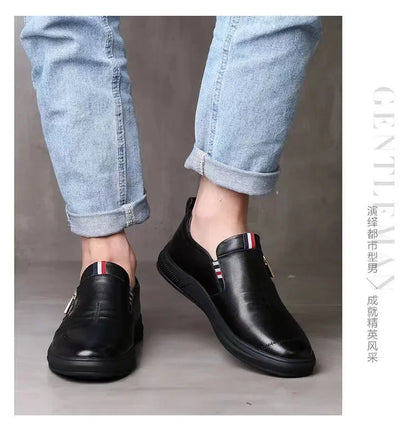 Casual Leather Shoes Men Loafers Trend Brand Business Shoes Autumn Slip on Flat Man Sneakes Comfortable Moccasins Zapatos Hombre