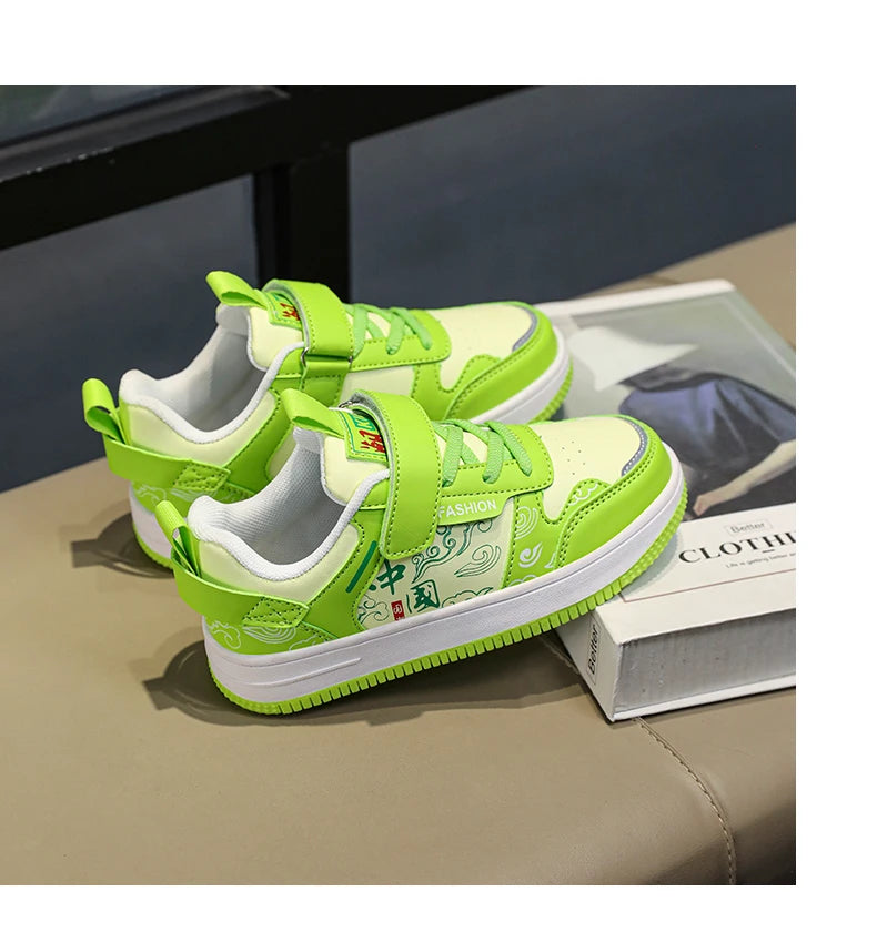 Boys classic board shoes spring children's sports shoes 2024 new primary school students Velcro non-slip casual shoes