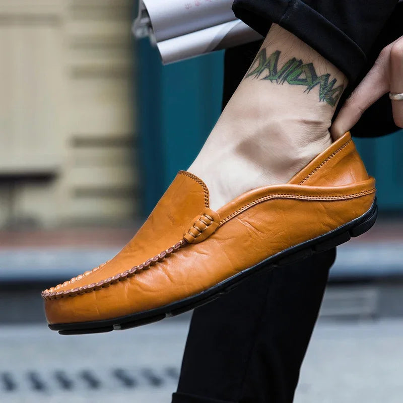 Men Shoes Casual Genuine Leather Mens Loafers Moccasins Designer Slip on Boat Shoes High Quality Chaussure Homme Plus Size 37-47